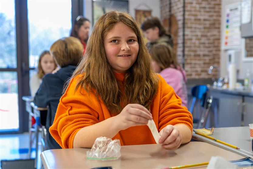 Hillsboro fifth graders make silly putty